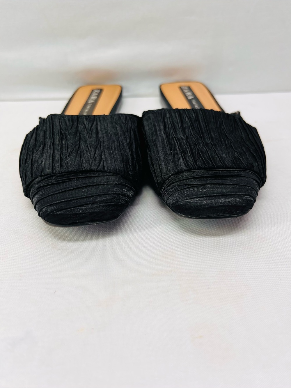 Zara Black Trafaluc Textured Slip-On Mules - Picture 2 of 6